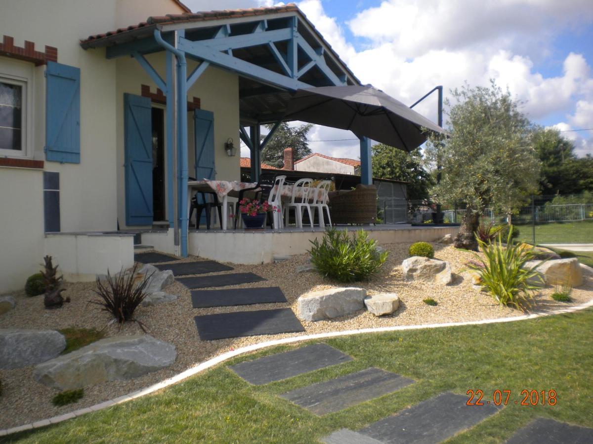 Chambres D'Hotes Au Coeur Du Vignoble Saint-Christophe-la-Couperie Exterior foto